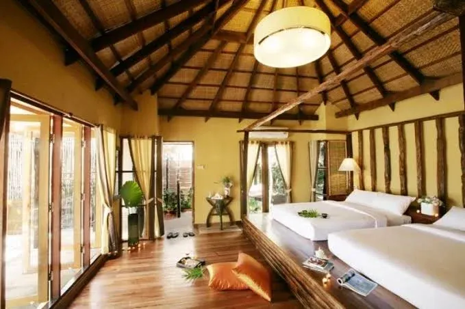 Captain Hook Resort 3